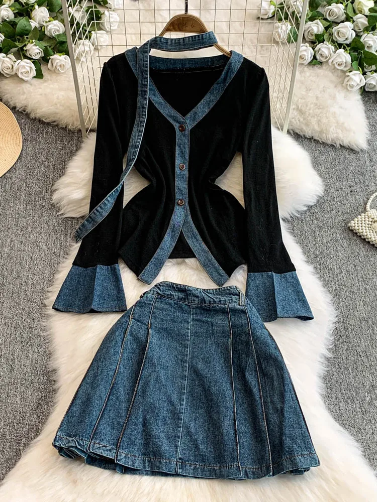 2025 summer outfit contrasting denim ribbon cardigan top+pleated short skirt women's fashion two-piece set
2025 summer outfit contrasting denim ribbon cardigan top+pleated short skirt women's fashion two-piece set