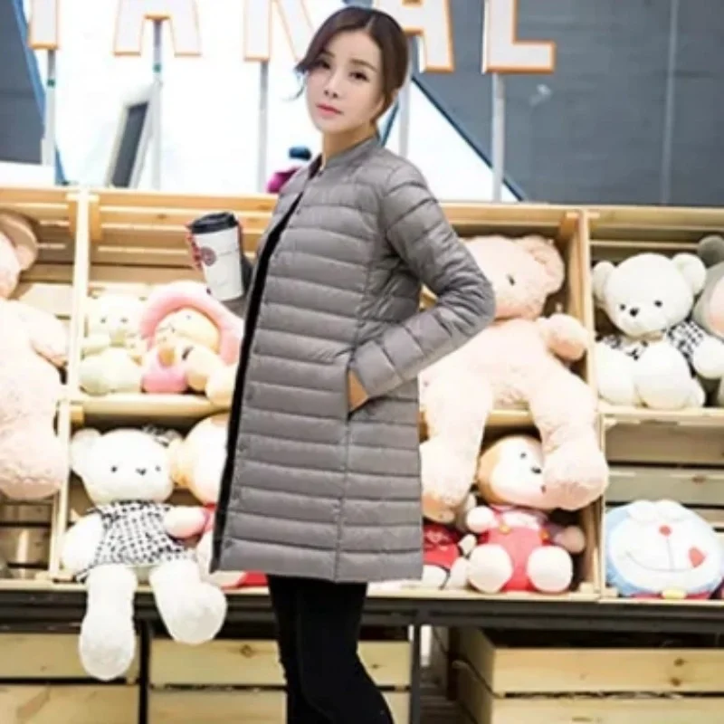 Женское удлиненное пуховое пальто: новая осенне-зимняя ультралегкая тонкая куртка-парка из белого утиного пуха, теплая верхняя одежда больших размеров
Женское удлиненное пуховое пальто: новая осенне-зимняя ультралегкая тонкая куртка-парка из белого утиного пуха, теплая верхняя одежда больших размеров