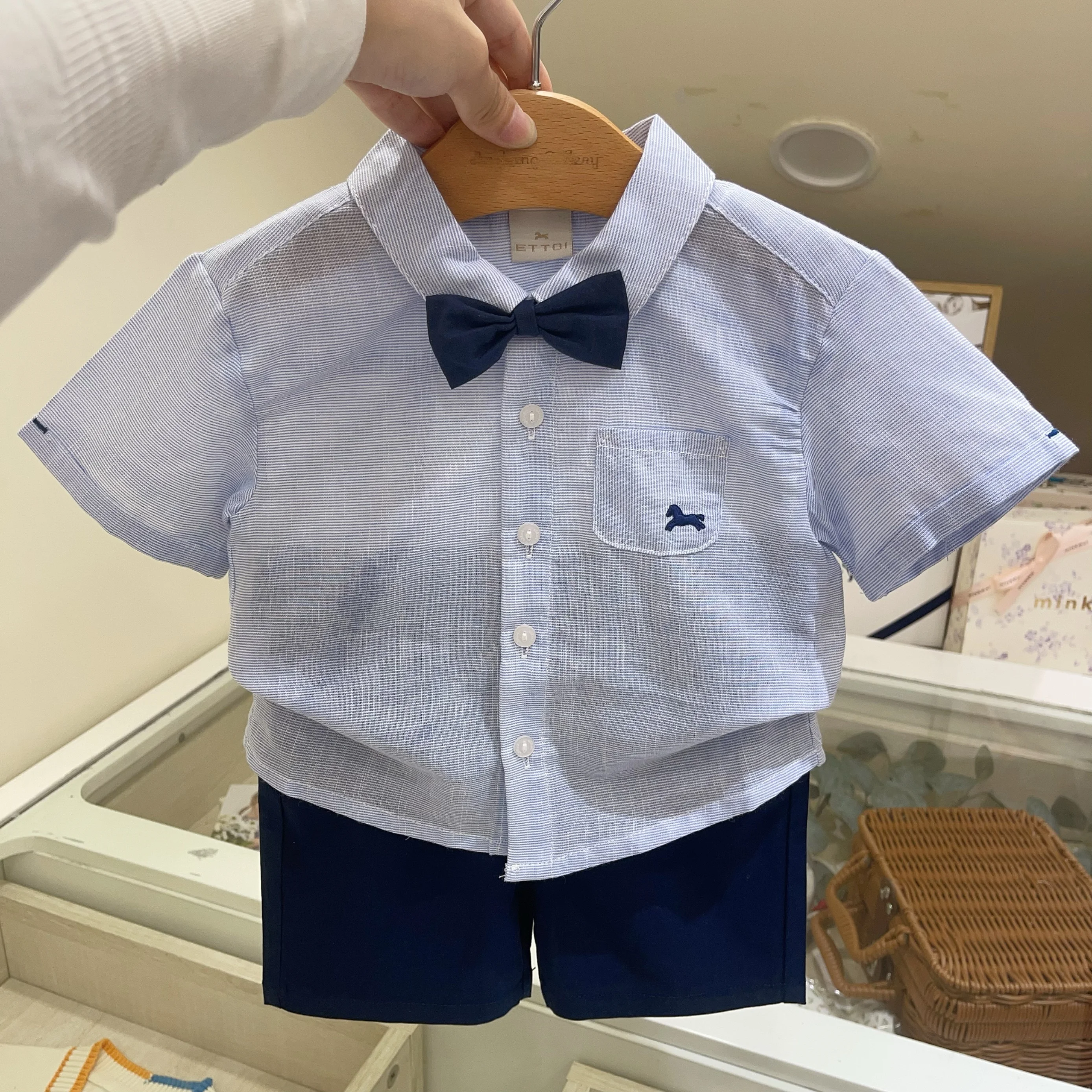 Baby Boy Summer Shirt And Casual Pants Set with Detachable Tie Birthday Outfit Gentleman British Style Children's Clothing
Baby Boy Summer Shirt And Casual Pants Set with Detachable Tie Birthday Outfit Gentleman British Style Children's Clothing