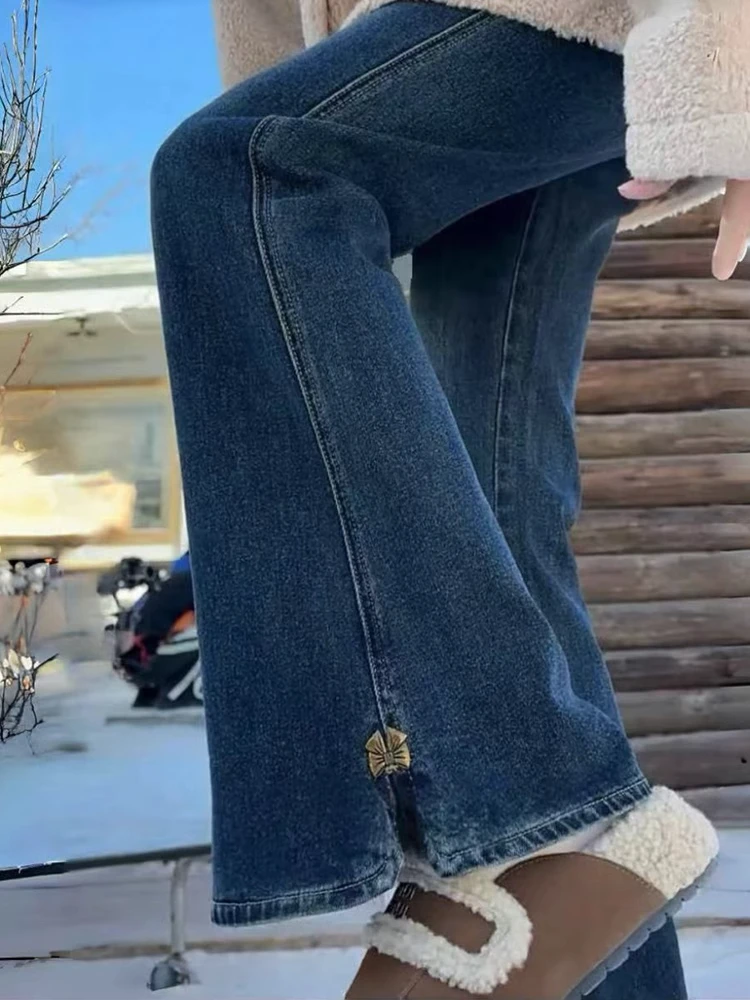 Retro Slit Flared Jeans Women's Loose Fit High Waist Spring New plus Size Slimming Versatile Bell Bottoms Cotton Stretch Denim
Retro Slit Flared Jeans Women's Loose Fit High Waist Spring New plus Size Slimming Versatile Bell Bottoms Cotton Stretch Denim