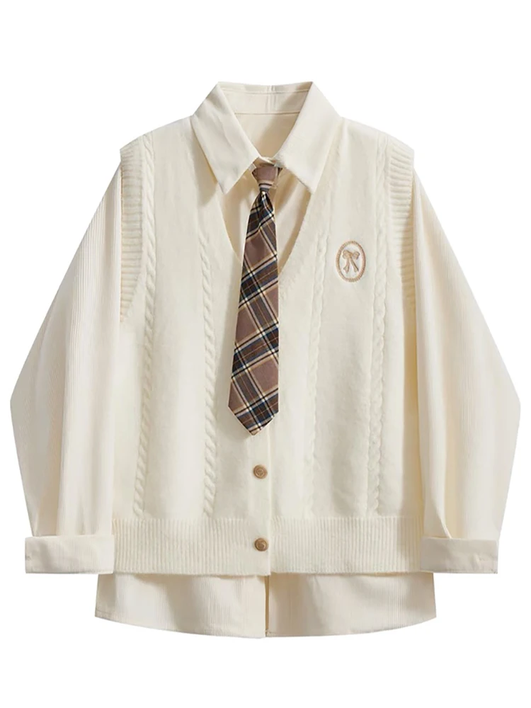 Женский комплект из трех предметов в консервативном стиле: вязаный жилет, рубашка с длинными рукавами и галстук для многослойного весны/осени
Женский комплект из трех предметов в консервативном стиле: вязаный жилет, рубашка с длинными рукавами и галстук для многослойного весны/осени