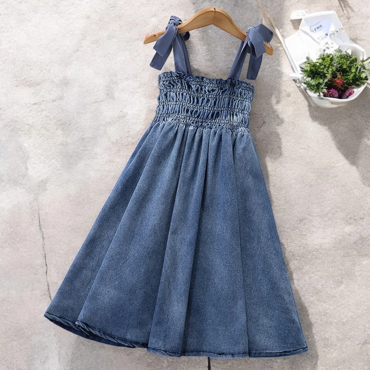 Baby Kids Sleeveless Denim Dresses for Girls Outfits Teens Cotton Long Dress Summer Children Princess Costumes 5 8 9 11 13 Years
Baby Kids Sleeveless Denim Dresses for Girls Outfits Teens Cotton Long Dress Summer Children Princess Costumes 5 8 9 11 13 Years