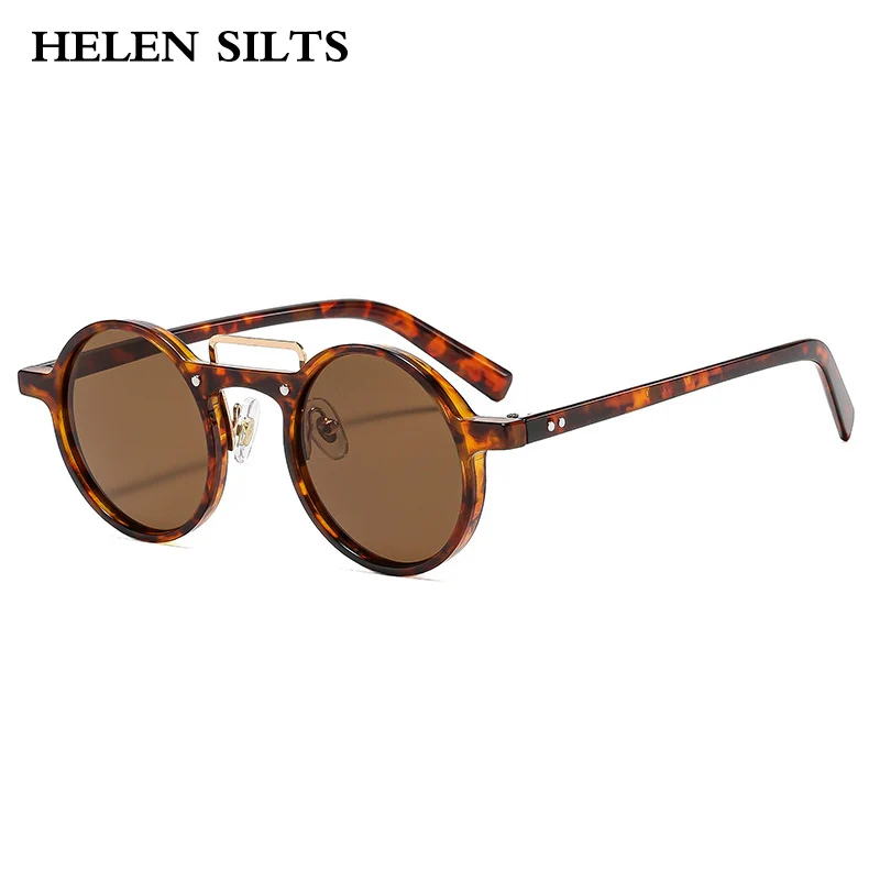 Fashion Luxury Brand Designer Round Punk Sunglasses Women Retro Clear Ocean Gradient Lens Shades UV400 Men Rivets Sun Glasses
Fashion Luxury Brand Designer Round Punk Sunglasses Women Retro Clear Ocean Gradient Lens Shades UV400 Men Rivets Sun Glasses