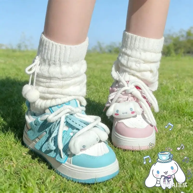 Женские кроссовки Cinnamoroll в стиле аниме, спортивная обувь для девочек, повседневные женские кроссовки, милые кеды в стиле Харадзюку, кроссовки с декором в виде куклы
Женские кроссовки Cinnamoroll в стиле аниме, спортивная обувь для девочек, повседневные женские кроссовки, милые кеды в стиле Харадзюку, кроссовки с декором в виде куклы