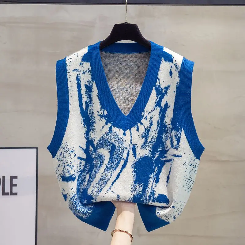 Женский вязаный жилет с v-образным вырезом и граффити с тонкими иглами, весна и осень, новый стиль, свободный жилет, верхняя одежда, свитер, модный жилет
Женский вязаный жилет с v-образным вырезом и граффити с тонкими иглами, весна и осень, новый стиль, свободный жилет, верхняя одежда, свитер, модный жилет