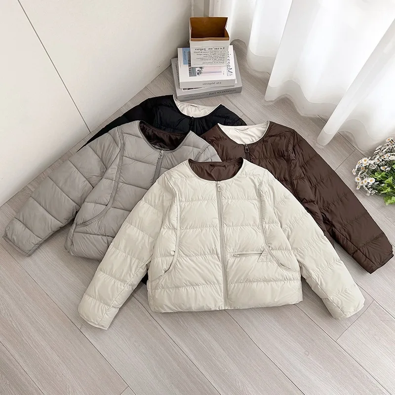 Легкая стеганая хлопковая куртка, женская повседневная свободная стильная модная зимняя верхняя одежда для колледжа с круглым вырезом, новинка
Легкая стеганая хлопковая куртка, женская повседневная свободная стильная модная зимняя верхняя одежда для колледжа с круглым вырезом, новинка