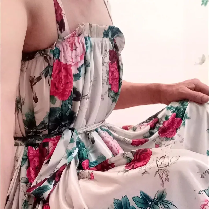 Мужское глянцевое женское атласное платье без рукавов с цветочным принтом и рюшами, свободное платье макси на шнуровке, большие размеры, шелковистый сенсорный спальный халат
Мужское глянцевое женское атласное платье без рукавов с цветочным принтом и рюшами, свободное платье макси на шнуровке, большие размеры, шелковистый сенсорный спальный халат