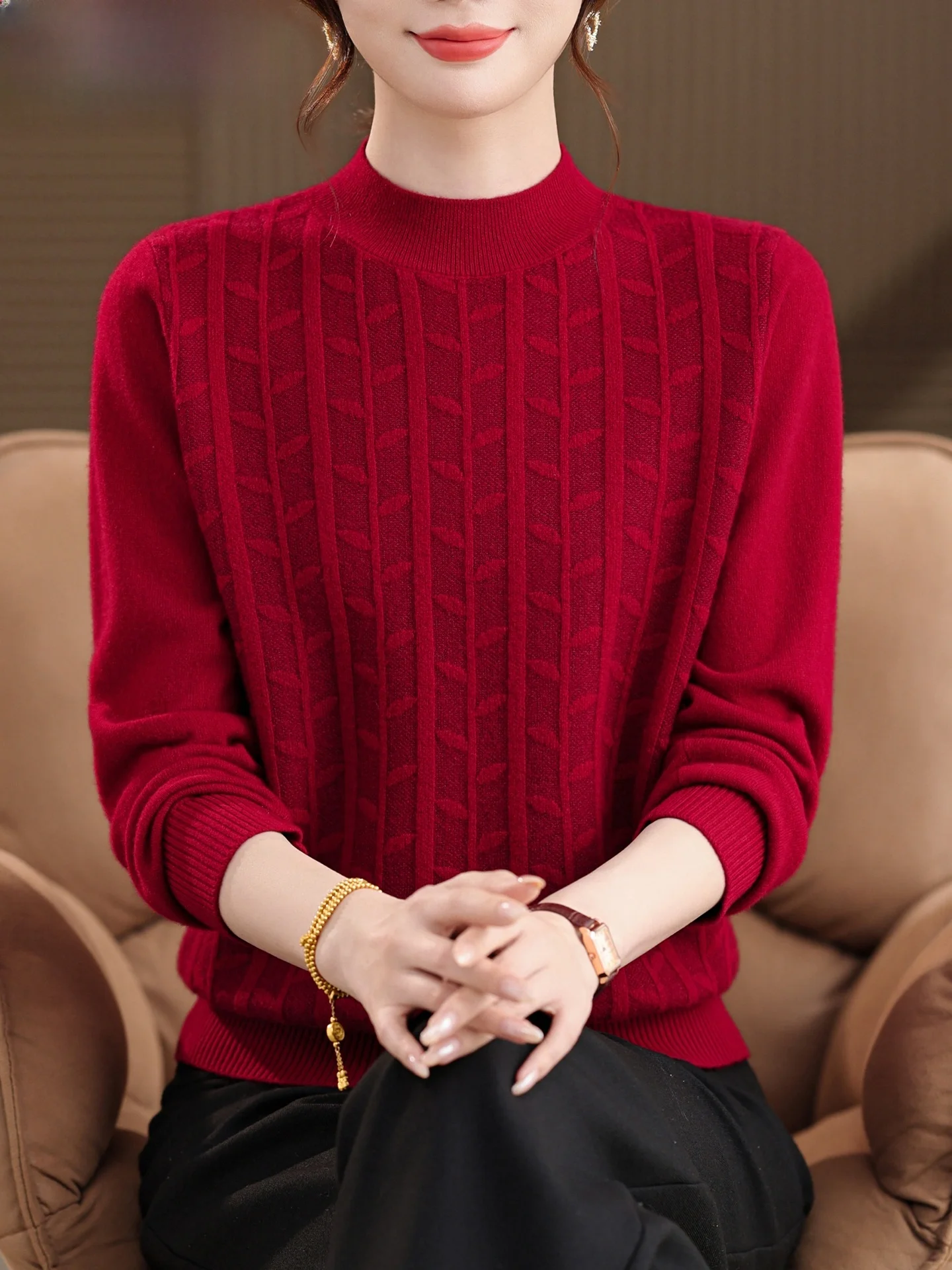 Теплый вязаный шерстяной свитер для мам: модная осенняя одежда для женщин среднего и старшего возраста, утепленный зимний свитер-топ
Теплый вязаный шерстяной свитер для мам: модная осенняя одежда для женщин среднего и старшего возраста, утепленный зимний свитер-топ