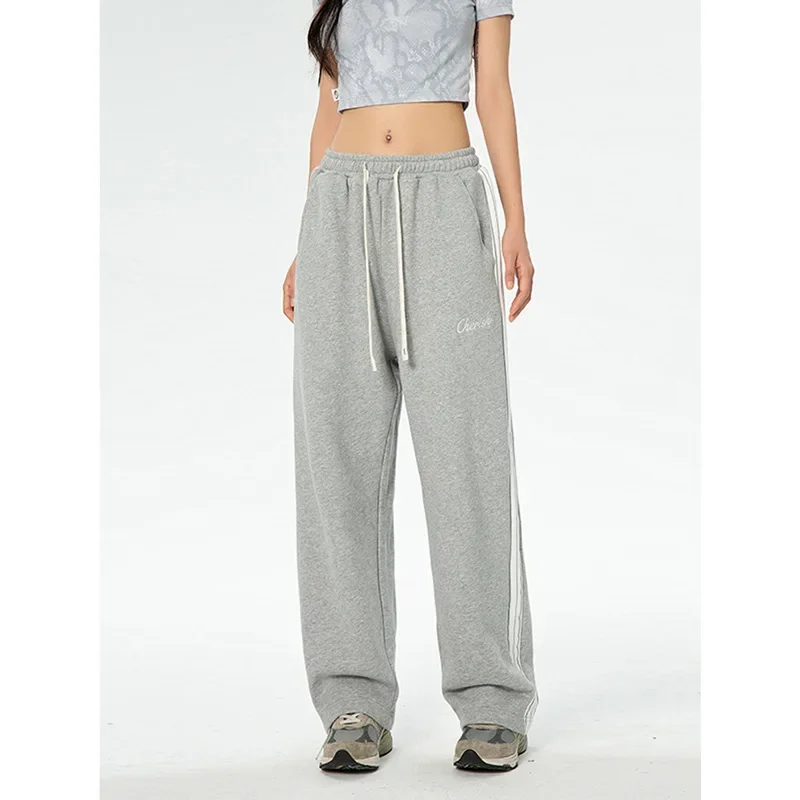 Spring/Autumn Straight Loose Sports Sweatpants Women's Side Strip Everything Matching Casual Pants Women Pants
Spring/Autumn Straight Loose Sports Sweatpants Women's Side Strip Everything Matching Casual Pants Women Pants