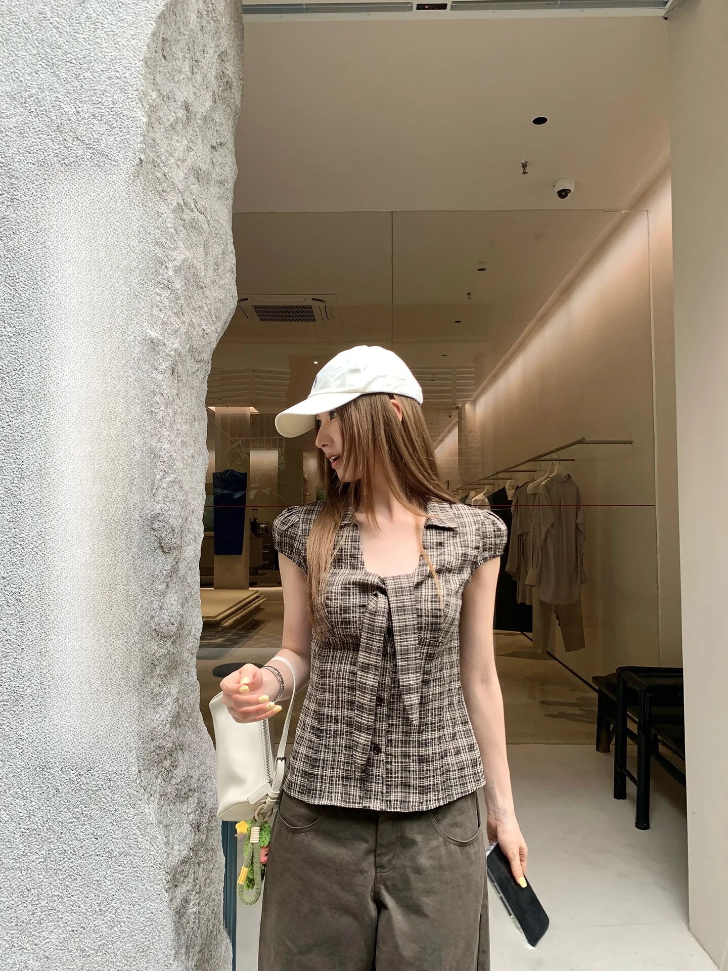 Slim Fit Women's Shirt V-Neck Short Sleeve Tie Waist Commute Style Cotton Polyester Blend Checkered Pattern Summer Top
Slim Fit Women's Shirt V-Neck Short Sleeve Tie Waist Commute Style Cotton Polyester Blend Checkered Pattern Summer Top