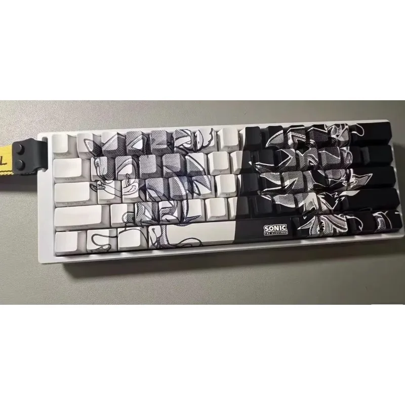Pattern original side engraved light-transmitting cute cartoon keycaps ez63Wooting60made68
Pattern original side engraved light-transmitting cute cartoon keycaps ez63Wooting60made68