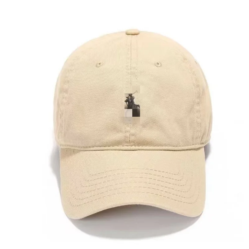 Классическая бейсболка в стиле вышивки - качественная и модная шапка.
Классическая бейсболка в стиле вышивки - качественная и модная шапка.