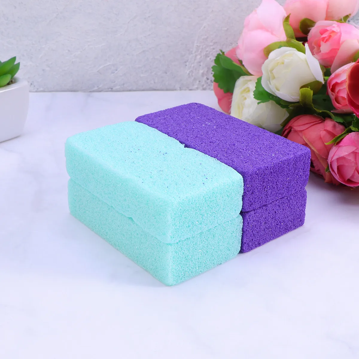 Набор из 4 пилок для ног из полиуретана, двухцветные абразивные педикюрные инструменты для удаления огрубевшей кожи, нежное отшелушивание, уход за ногами, спа-процедуры
Набор из 4 пилок для ног из полиуретана, двухцветные абразивные педикюрные инструменты для удаления огрубевшей кожи, нежное отшелушивание, уход за ногами, спа-процедуры