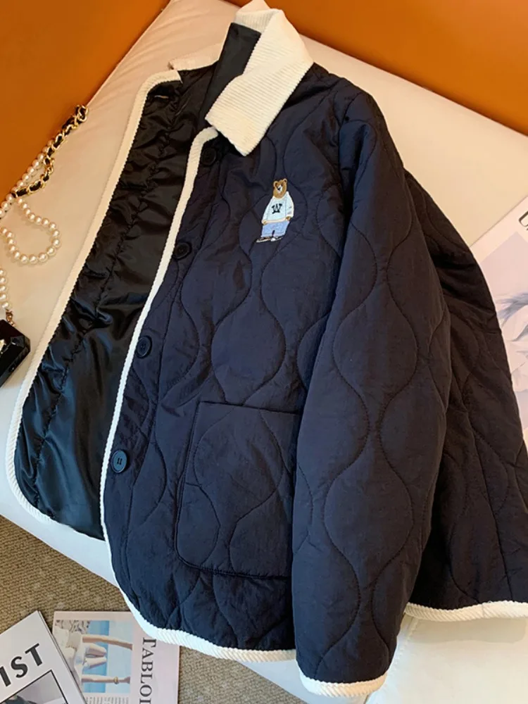 Плюс размер, хлопковая куртка с вышитым медвежьим воротником, женское осенне-зимнее теплое хлопковое пальто, верхняя одежда, корейский свободный крой
Плюс размер, хлопковая куртка с вышитым медвежьим воротником, женское осенне-зимнее теплое хлопковое пальто, верхняя одежда, корейский свободный крой