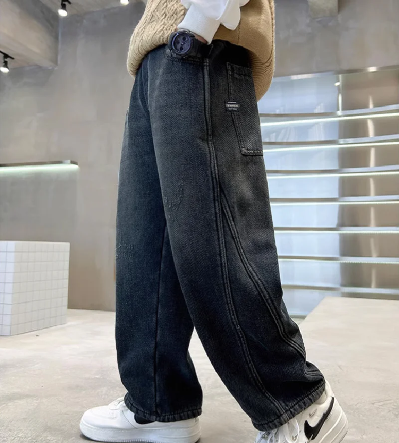 Новые джинсовые брюки для мальчиков, весенне-осенние детские однотонные брюки с эластичной резинкой на талии и карманами сзади, прямые широкие джинсовые брюки для подростков, От 5 до 14 лет
Новые джинсовые брюки для мальчиков, весенне-осенние детские однотонные брюки с эластичной резинкой на талии и карманами сзади, прямые широкие джинсовые брюки для подростков, От 5 до 14 лет