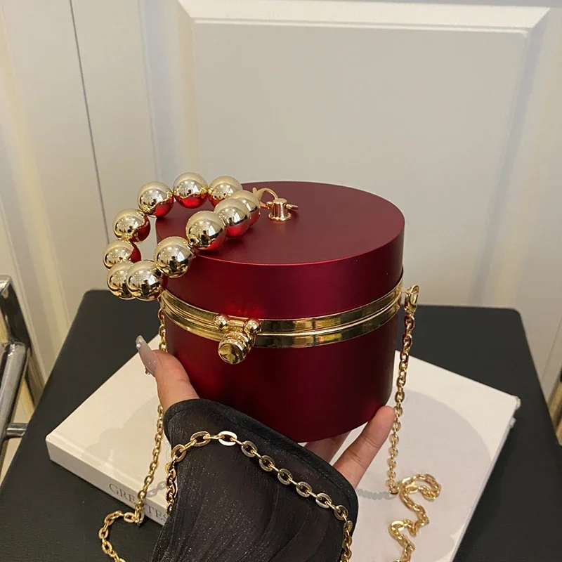 Beading Handle Bag Women Fashion Lipstick Pouch 6 Color Acrylic Crossbody Bag Fashion Mini Coin Purse Lady Silver Handbag purse
Beading Handle Bag Women Fashion Lipstick Pouch 6 Color Acrylic Crossbody Bag Fashion Mini Coin Purse Lady Silver Handbag purse
