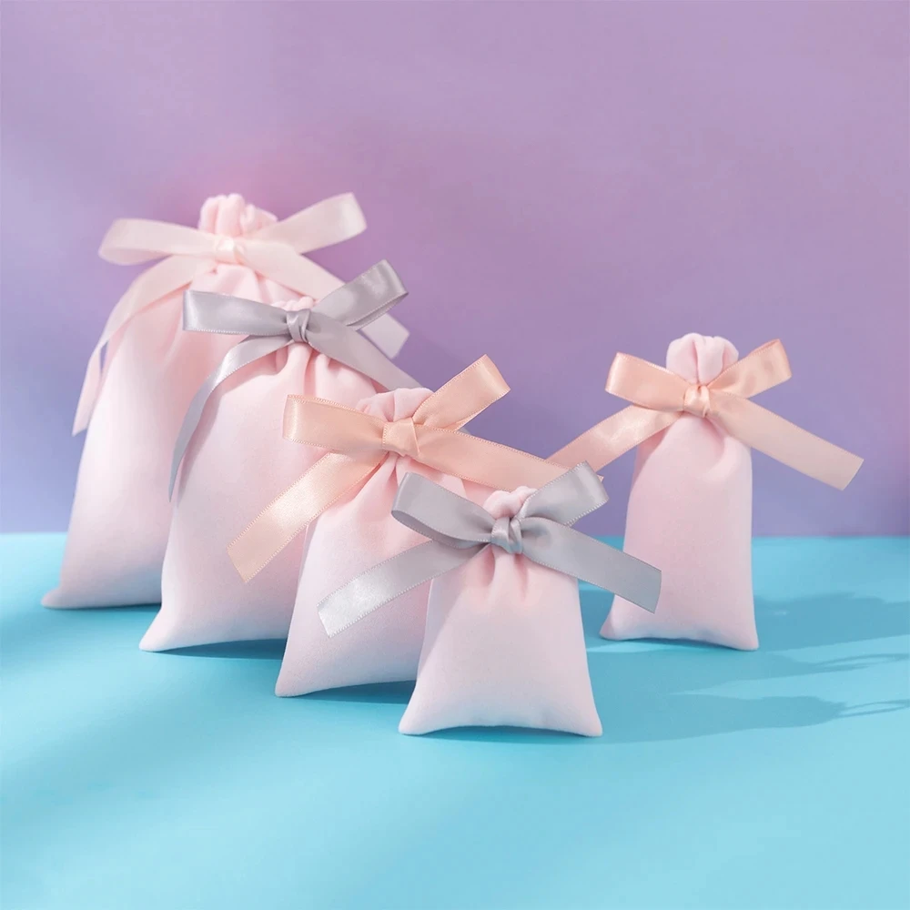 50pcs Pink Velvet Drawstring Bags Can Personalized Cute Jewelry Packaging Bags Pouches Chic Wedding Party Favor Gift Bags Custom
50pcs Pink Velvet Drawstring Bags Can Personalized Cute Jewelry Packaging Bags Pouches Chic Wedding Party Favor Gift Bags Custom