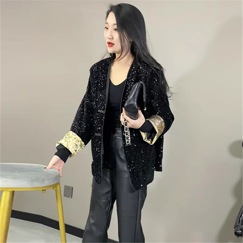 Chinese Style Women Fashion Sequin Cardigan Coat 2025 Spring Autumn New V-Neck Long Sleeve Loose Outerwear Female Jacket W885
Chinese Style Women Fashion Sequin Cardigan Coat 2025 Spring Autumn New V-Neck Long Sleeve Loose Outerwear Female Jacket W885