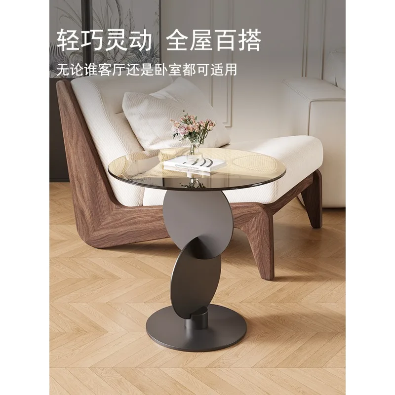 Sofa Side Table - Creative Minimalist Small Round Table for Living Room, Home Use, Adding a Touch of Light Luxury and Elegance
Sofa Side Table - Creative Minimalist Small Round Table for Living Room, Home Use, Adding a Touch of Light Luxury and Elegance