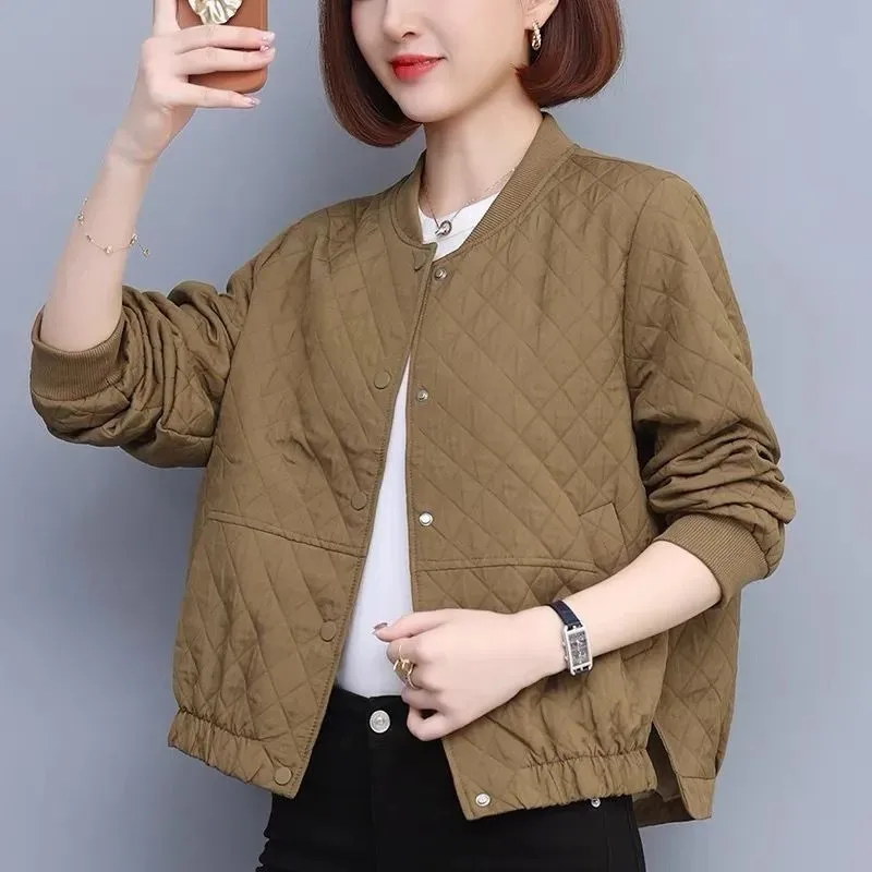 Women Mom Jacket Parkas Autumn Winter New Fashion Single Breasted Short Coat Female Cotton-Padded Clothes Loose Outerwear G2704
Women Mom Jacket Parkas Autumn Winter New Fashion Single Breasted Short Coat Female Cotton-Padded Clothes Loose Outerwear G2704
