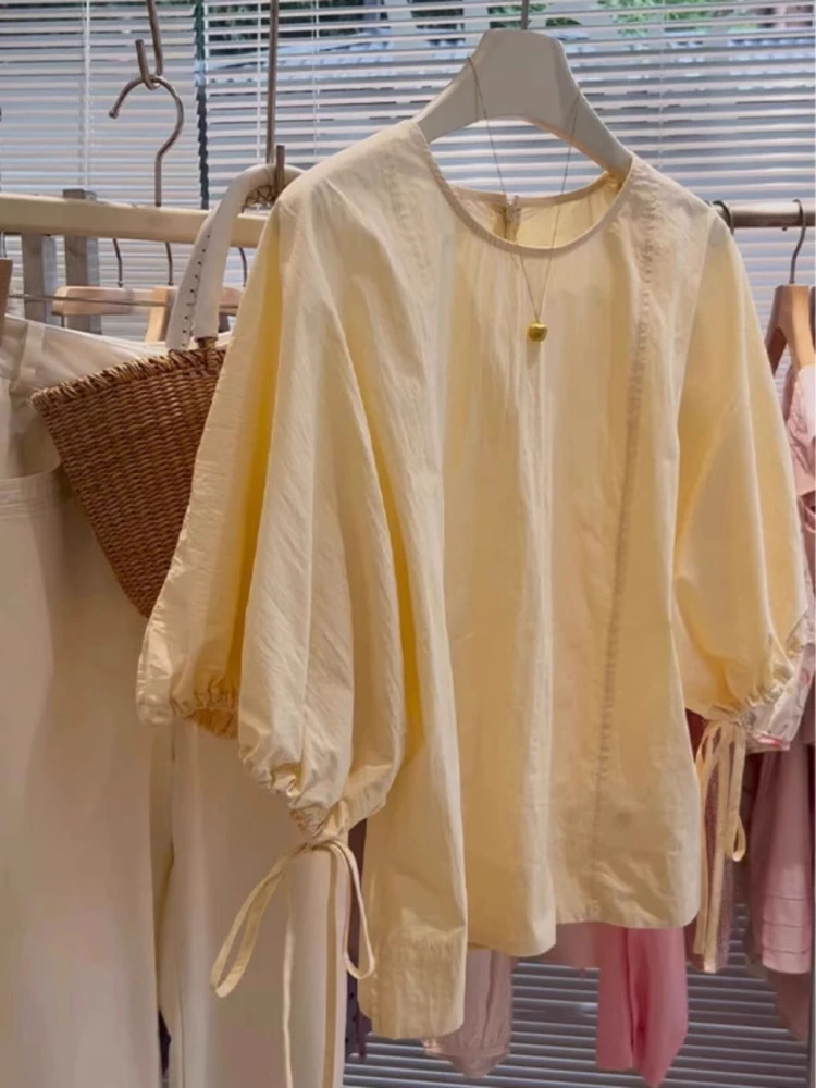 Loose Fit Yellow round Neck Bubble Sleeve Shirt Women's Summer Casual Top Korean Style Comfortable Breathable Cotton Blend
Loose Fit Yellow round Neck Bubble Sleeve Shirt Women's Summer Casual Top Korean Style Comfortable Breathable Cotton Blend