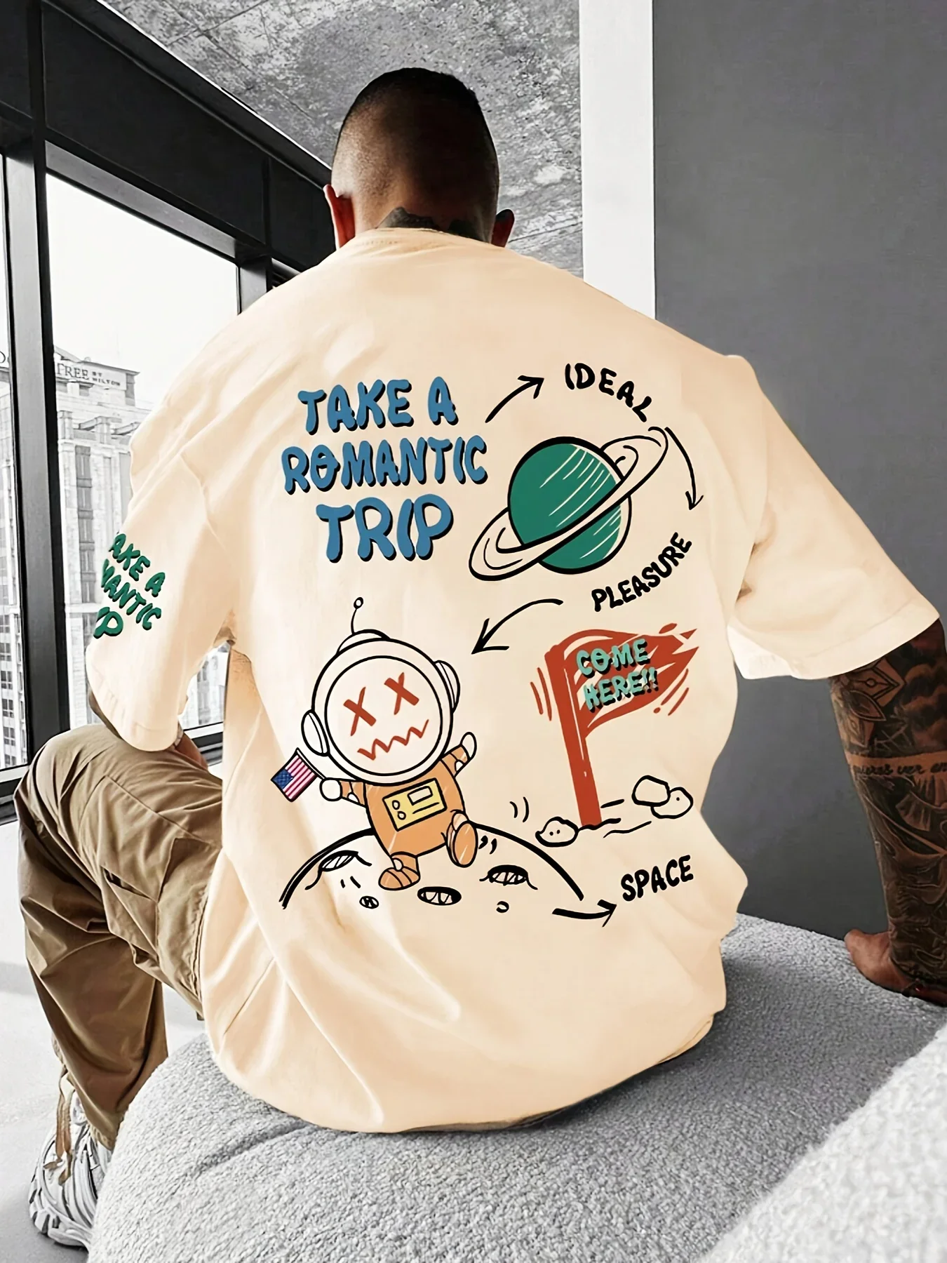Pop Summer style Cotton Fashionable Casual Sports Loose Fit Plus Size Astronaut Cartoon Printed Round Neck Short Sleeved T-s
Pop Summer style Cotton Fashionable Casual Sports Loose Fit Plus Size Astronaut Cartoon Printed Round Neck Short Sleeved T-s