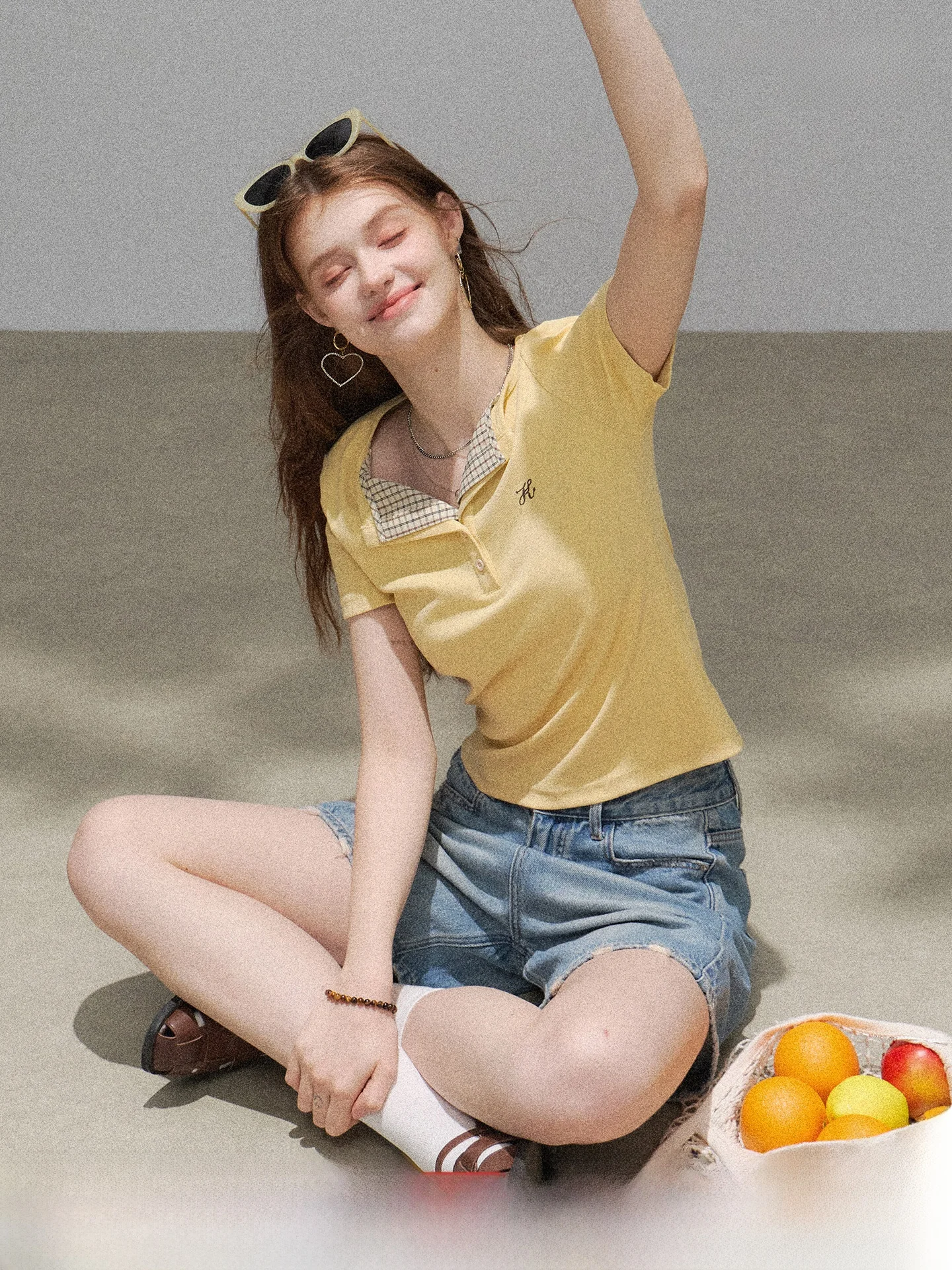 Embroidered Henry Collar T-Shirt Women Commute Style Refreshing White Business Summer Kuhnmarvin Knitted Short Sleeve Casual
Embroidered Henry Collar T-Shirt Women Commute Style Refreshing White Business Summer Kuhnmarvin Knitted Short Sleeve Casual