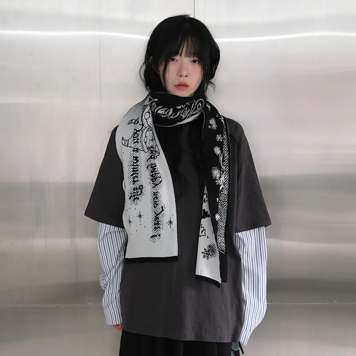Women's Christmas Scarf Jacquard Knitted Snowflake Letter Pattern Double Sided Warm Winter Wrap
Women's Christmas Scarf Jacquard Knitted Snowflake Letter Pattern Double Sided Warm Winter Wrap