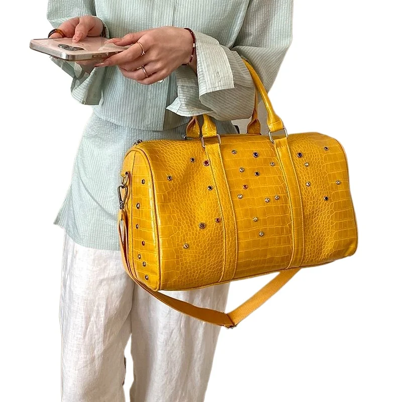 Fashion Temperament Commuter Large Capacity Bag 2026 New Women's Shoulder Messenger Bag Short Trip Hand Luggage Bag High Value
Fashion Temperament Commuter Large Capacity Bag 2026 New Women's Shoulder Messenger Bag Short Trip Hand Luggage Bag High Value