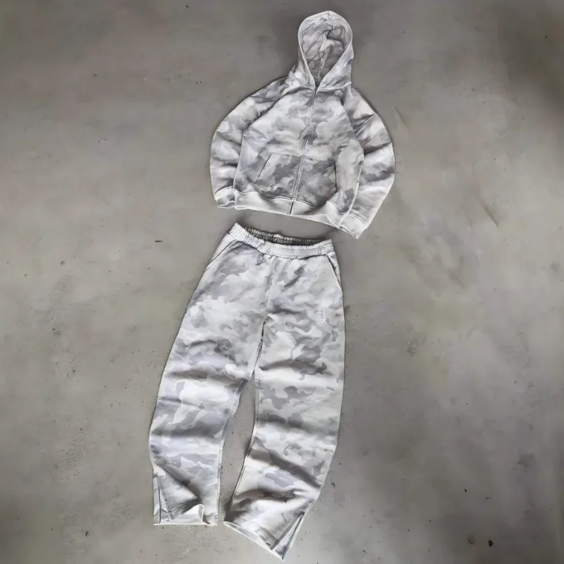 Y2K Minimalist Embroidery Hoodie 2026 New Light Grey Camo Tracksuit Men Zip Up Hoodie Baggy Joggers Set Oversized Streetwear
Y2K Minimalist Embroidery Hoodie 2026 New Light Grey Camo Tracksuit Men Zip Up Hoodie Baggy Joggers Set Oversized Streetwear
