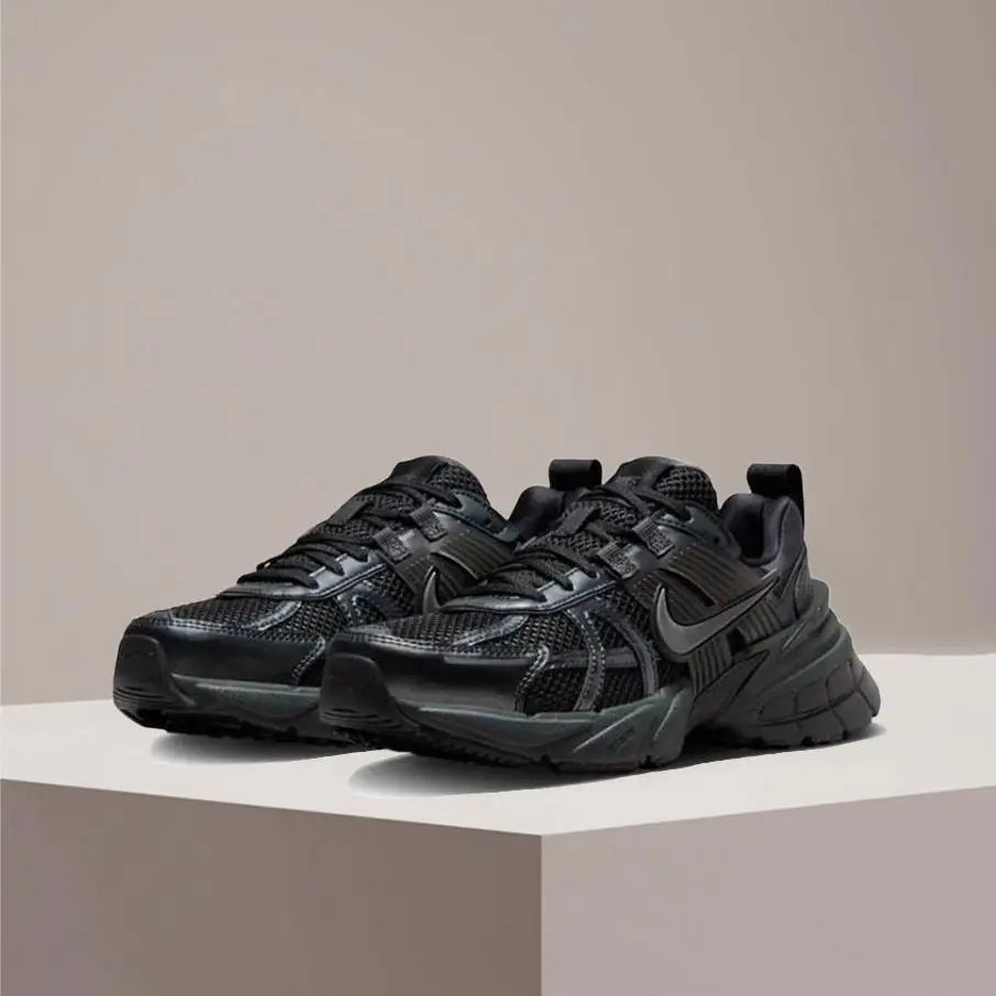 Кроссовки Nike V2K Run Retro, удобная амортизация и прочная конструкция, повседневный стиль унисекс, HJ4497-001
Кроссовки Nike V2K Run Retro, удобная амортизация и прочная конструкция, повседневный стиль унисекс, HJ4497-001