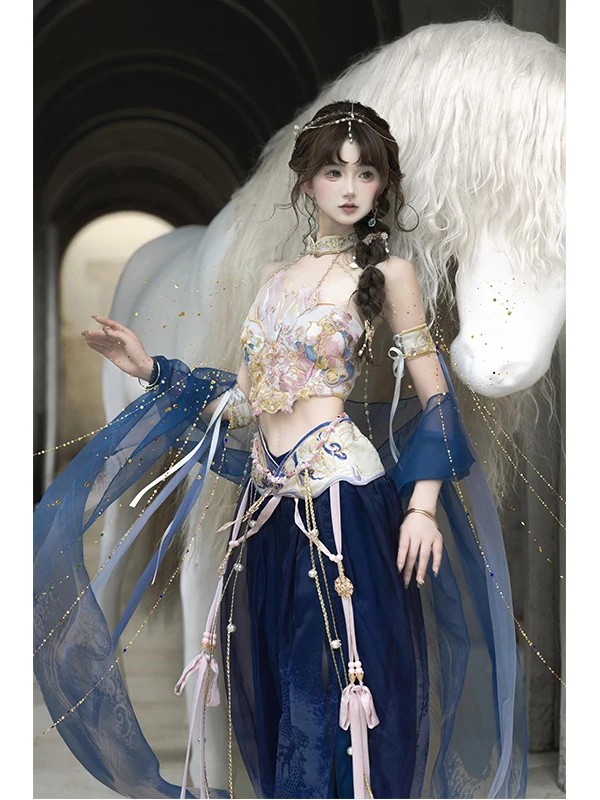 New Heavy Embroidery Hanfu Flying Heavy Industry Western Style Foreign Land Dunhuang Pure White Heavy Industry Hanfu West...
New Heavy Embroidery Hanfu Flying Heavy Industry Western Style Foreign Land Dunhuang Pure White Heavy Industry Hanfu West...