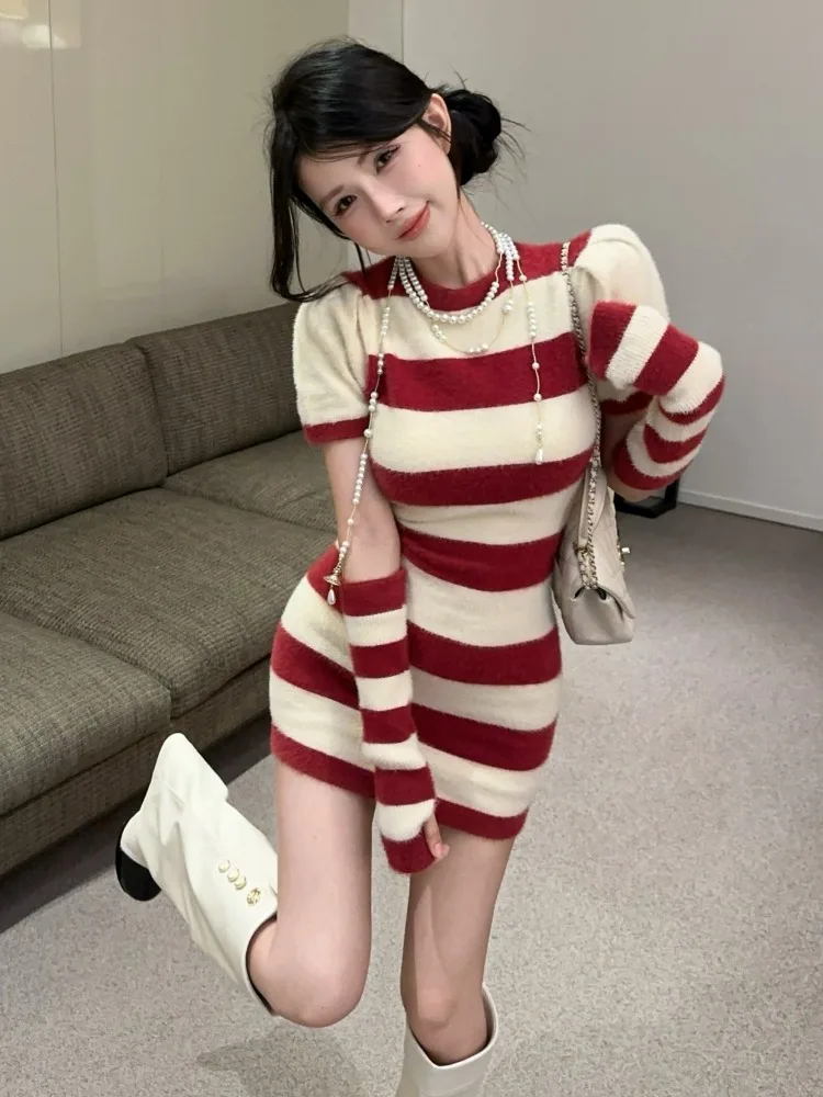 Autumn Winter Sexy Girl High-End Feel Good Design Color Block Stripe Sleeve Knitted Dress Women's Wrap around Short Skirt
Autumn Winter Sexy Girl High-End Feel Good Design Color Block Stripe Sleeve Knitted Dress Women's Wrap around Short Skirt