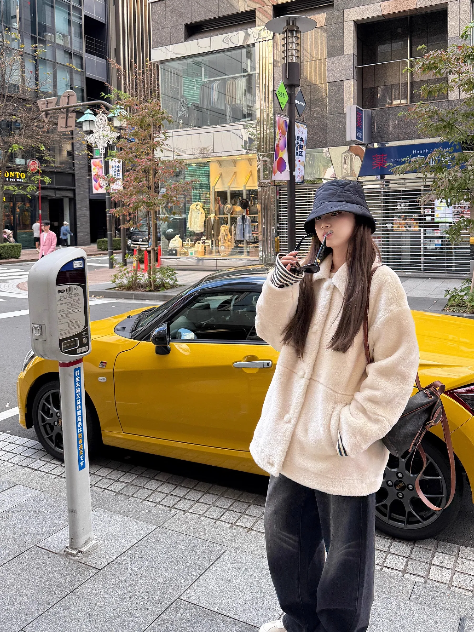 CUTEioi цельная верхняя одежда с пушистым меховым воротником ягненка, мягкое зимнее пальто из полиэфирного волокна для поездок на работу, пальто обычной длины
CUTEioi цельная верхняя одежда с пушистым меховым воротником ягненка, мягкое зимнее пальто из полиэфирного волокна для поездок на работу, пальто обычной длины