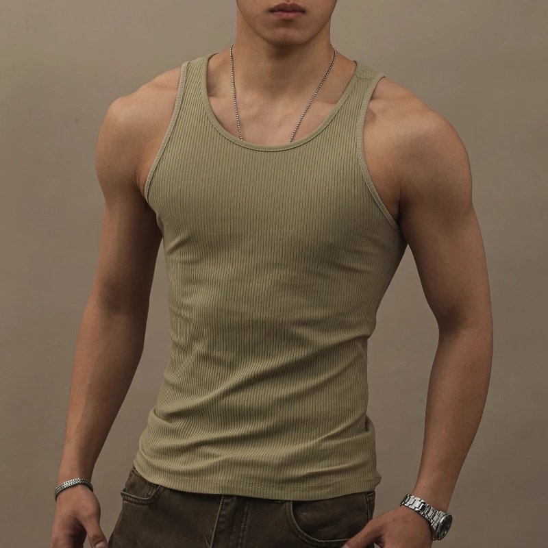 Kazuki Kuraii American Retro Fitn Vest Men's Svel T-irt Military een Summer Sports Absorbent Base irt
Kazuki Kuraii American Retro Fitn Vest Men's Svel T-irt Military een Summer Sports Absorbent Base irt