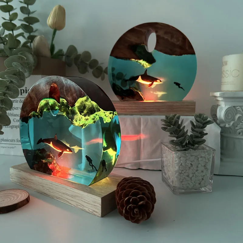 Creative Solid Wood Resin Ornament Killer Whale Diver Ocean Series Atmospheric Night Light Holiday Creative Gift
Creative Solid Wood Resin Ornament Killer Whale Diver Ocean Series Atmospheric Night Light Holiday Creative Gift