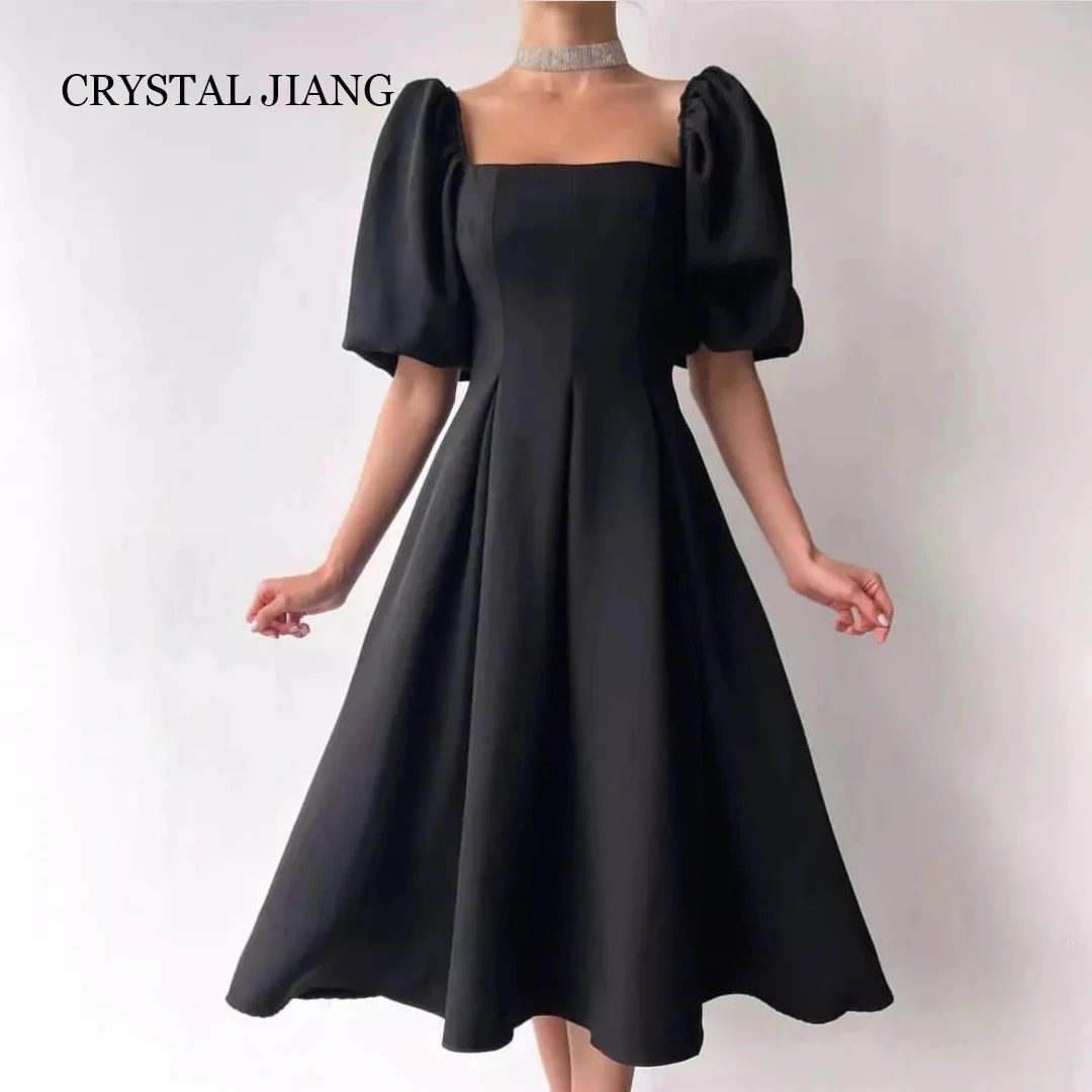 Elegant Short Square Collar Satin Evening Dresses with Short Sleeves A Line Tea Length فساتين السهرة Party Gowns
Elegant Short Square Collar Satin Evening Dresses with Short Sleeves A Line Tea Length فساتين السهرة Party Gowns