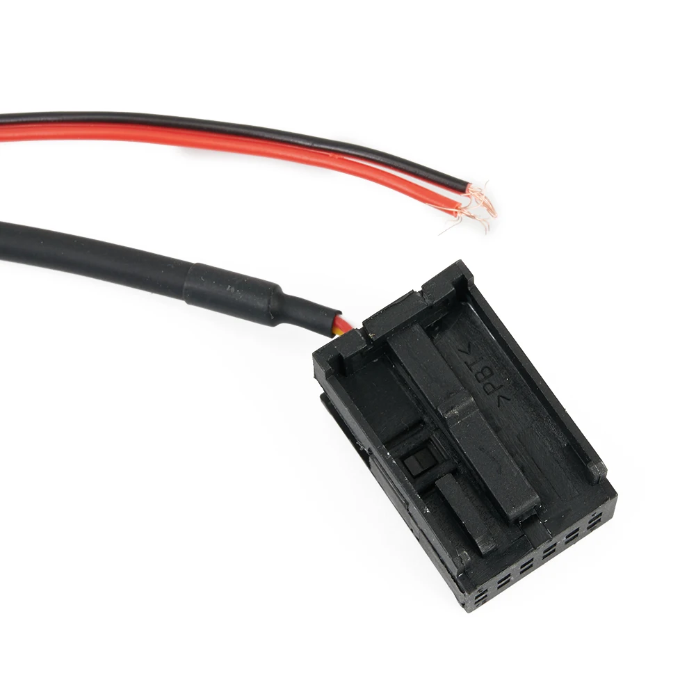For Ford 6000CD Wireless AUX Adapter Module for External Audio Source Connection Using Factory CD Changer Interface
For Ford 6000CD Wireless AUX Adapter Module for External Audio Source Connection Using Factory CD Changer Interface