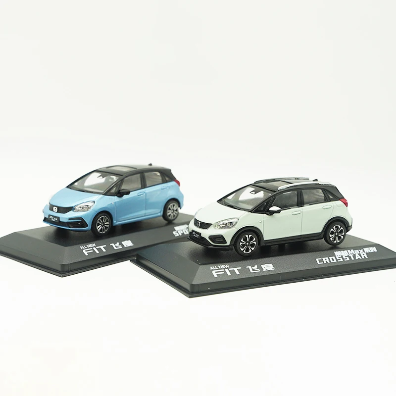 1:43 Honda Fit Sport CROSSAIR легкосплавный автомобиль, литье под давлением и игрушечный транспорт, модель автомобиля, миниатюрная масштабная модель автомобиля, игрушечный автомобиль для детей
1:43 Honda Fit Sport CROSSAIR легкосплавный автомобиль, литье под давлением и игрушечный транспорт, модель автомобиля, миниатюрная масштабная модель автомобиля, игрушечный автомобиль для детей