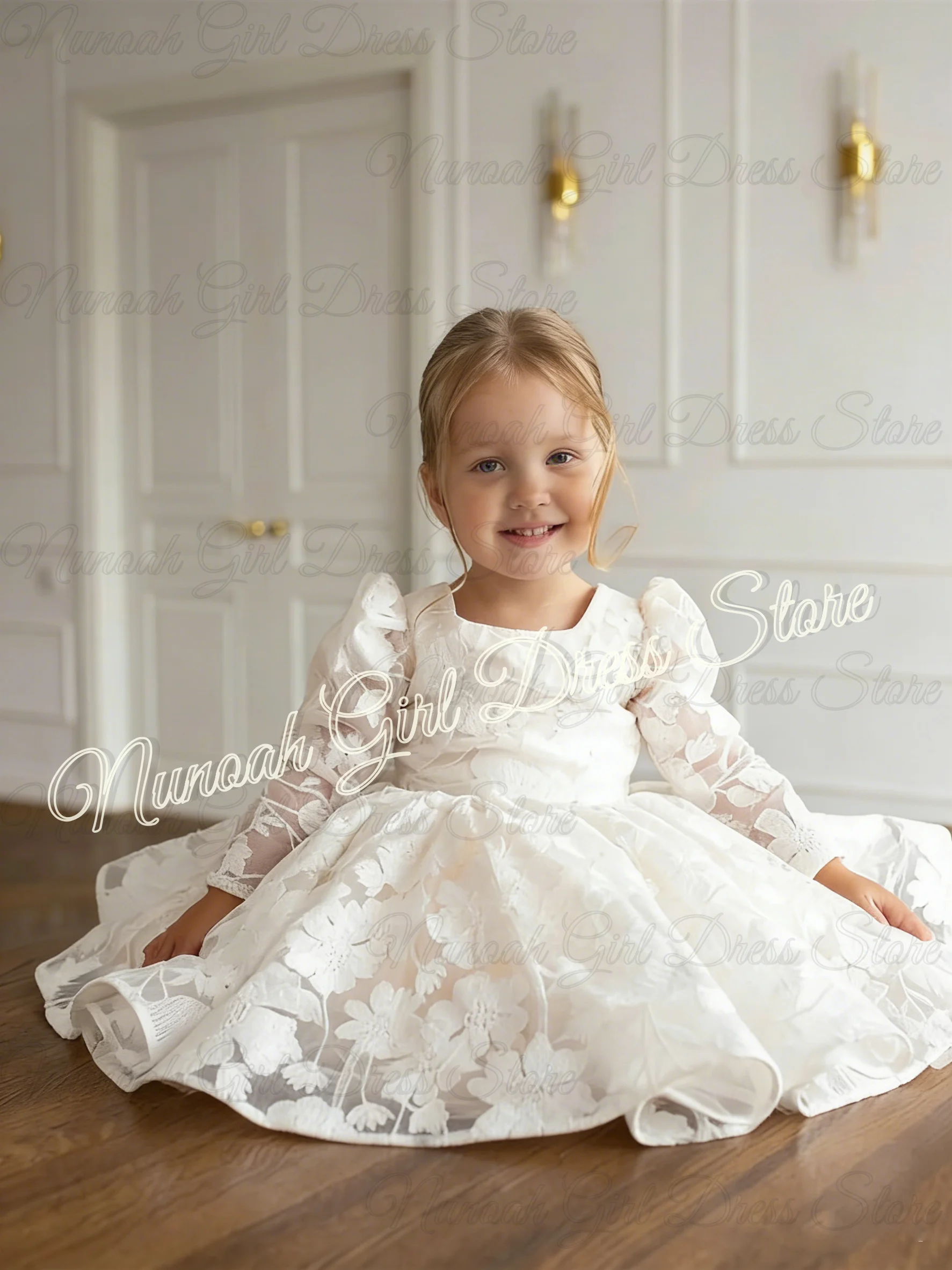 Платья для девочек на свадьбу с кружевными аппликациями и пуговицами, нарядные платья для девочек на день рождения, для фотосессий, на Первое причастие, на заказ
Платья для девочек на свадьбу с кружевными аппликациями и пуговицами, нарядные платья для девочек на день рождения, для фотосессий, на Первое причастие, на заказ