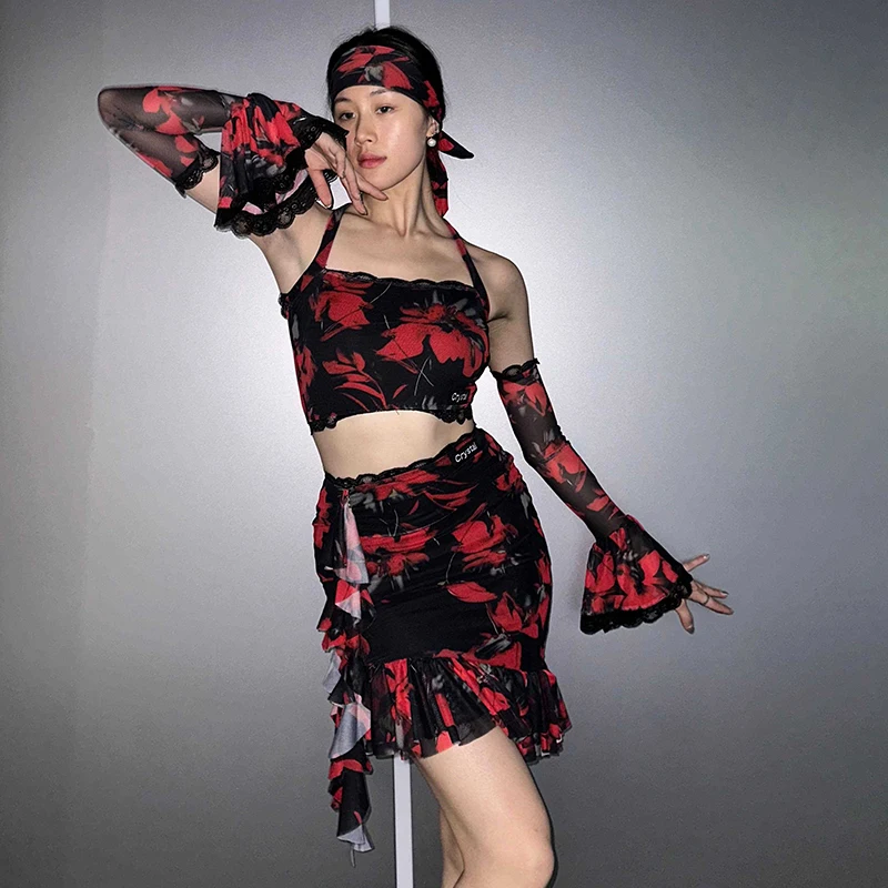 Sexy Latin Dance Woman Clothing Smaba Cha Cha Performance Dance Suit Adult Dance Party Costume Female Dancewear Tops Skirt 2196
Sexy Latin Dance Woman Clothing Smaba Cha Cha Performance Dance Suit Adult Dance Party Costume Female Dancewear Tops Skirt 2196