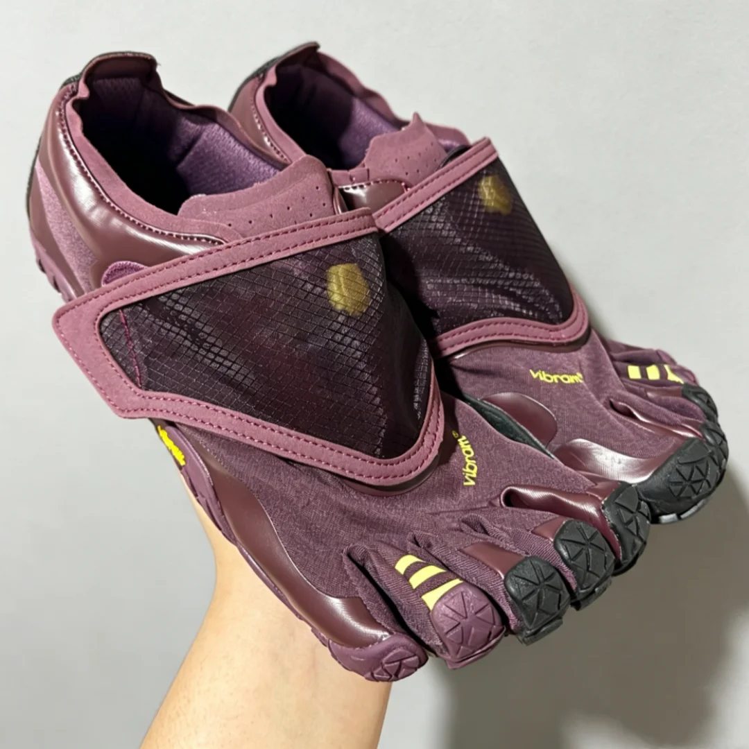 Custom Branded Vibram Unisex FiveFingers Breathable Five-Toe Shoes Outdoor Non-slip Walking Shoes Indoor Dance Shoes Yoga Shoes
Custom Branded Vibram Unisex FiveFingers Breathable Five-Toe Shoes Outdoor Non-slip Walking Shoes Indoor Dance Shoes Yoga Shoes
