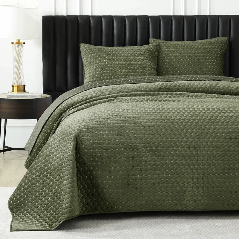 Soft Velvet Bedspread Set 3-Pieces Set Plush Quilt Comforter Quilting Bed Cover King Queen Size Padding Coverlet Mattress Topper
Soft Velvet Bedspread Set 3-Pieces Set Plush Quilt Comforter Quilting Bed Cover King Queen Size Padding Coverlet Mattress Topper