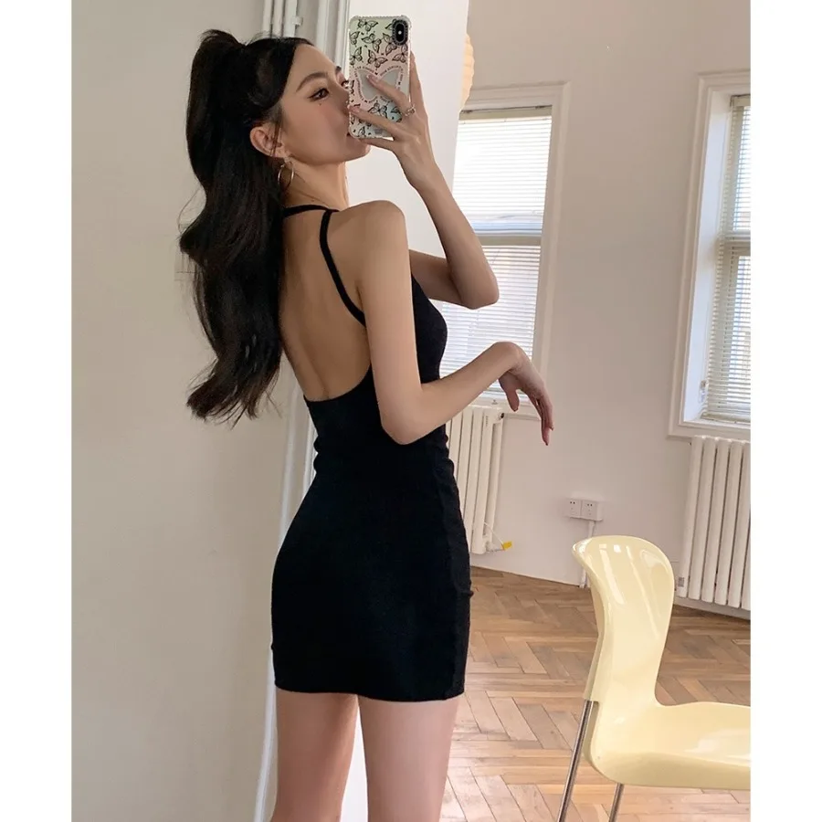 【New style】Spring and summer new trendy hanging neck open-back dress, women's temperament enveloped skirt
【New style】Spring and summer new trendy hanging neck open-back dress, women's temperament enveloped skirt