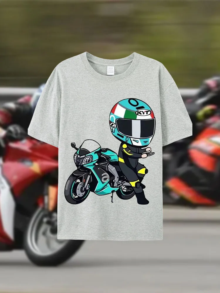 Motorcycle Boy Theme T-Shirt, Featuring a Road Fashion Style, Is Suitable for Summer Wear. This Is a T-Shirt Style That Is Suita
Motorcycle Boy Theme T-Shirt, Featuring a Road Fashion Style, Is Suitable for Summer Wear. This Is a T-Shirt Style That Is Suita