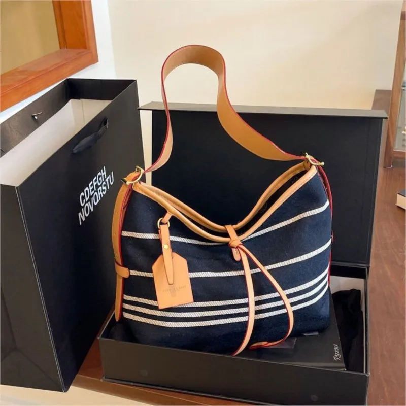 JIAERDI модная полосатая синяя большая сумка женская джинсовая большая вместительная простая сумка на плечо женская повседневная универсальная повседневная сумка через плечо
JIAERDI модная полосатая синяя большая сумка женская джинсовая большая вместительная простая сумка на плечо женская повседневная универсальная повседневная сумка через плечо