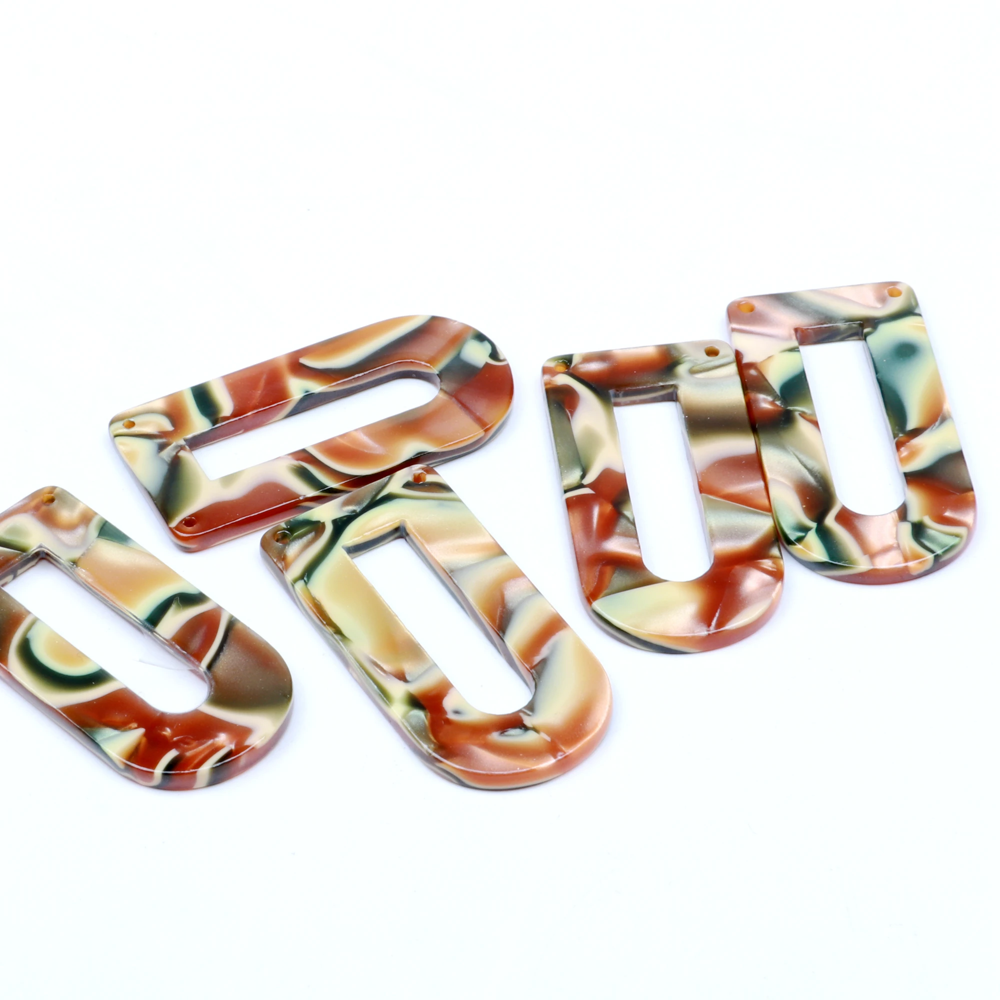 Tortoise Shell Earrings Charm,Acetate Acrylic D Shaped frame Pendants,Boho Earring Parts ,40mm x 20mm
Tortoise Shell Earrings Charm,Acetate Acrylic D Shaped frame Pendants,Boho Earring Parts ,40mm x 20mm