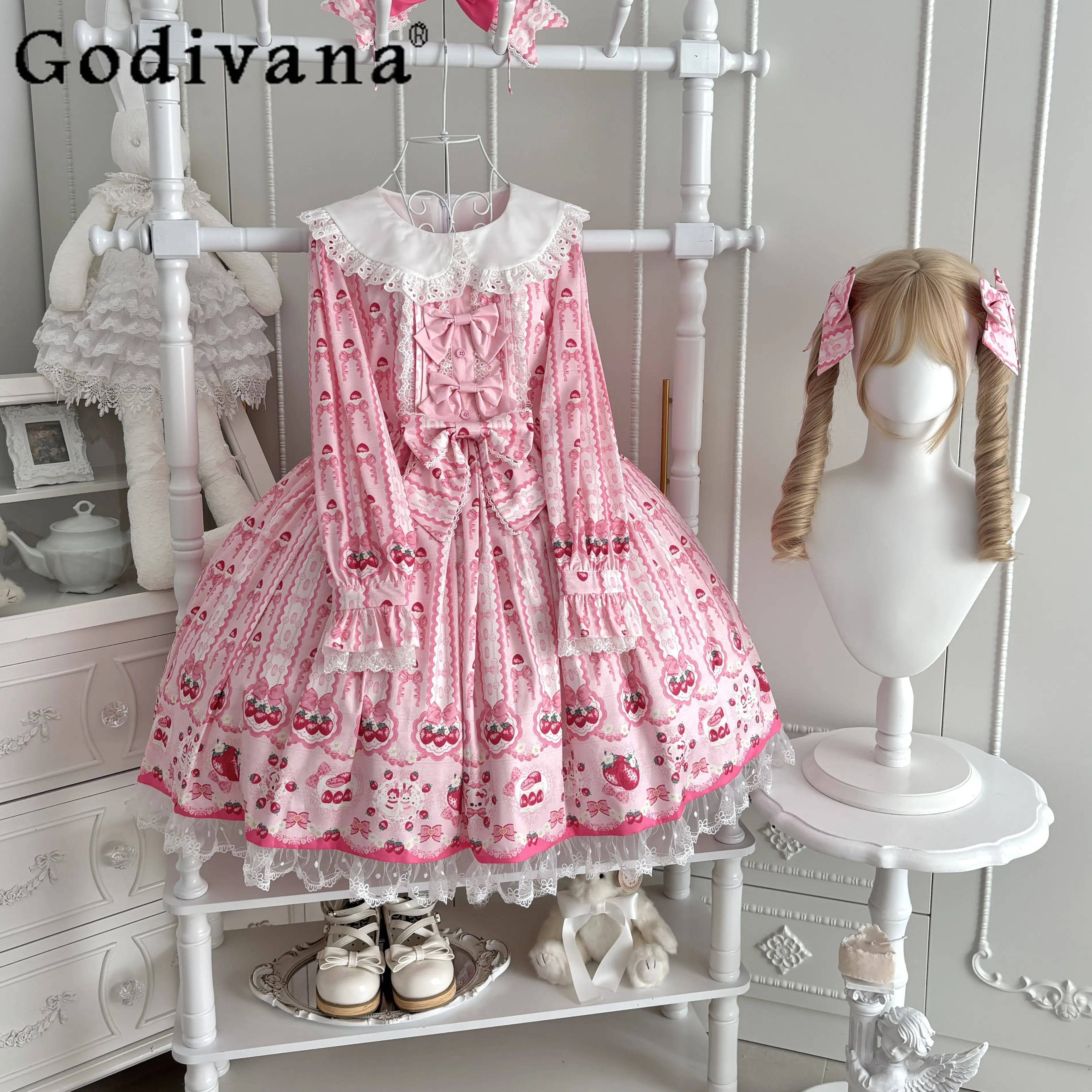 Sweet Lolita Pink Long Sleeve Dress Op Spring and Summer New Girls Women's Doll Collar Lace Stitching Cute Strawberry Dress
Sweet Lolita Pink Long Sleeve Dress Op Spring and Summer New Girls Women's Doll Collar Lace Stitching Cute Strawberry Dress