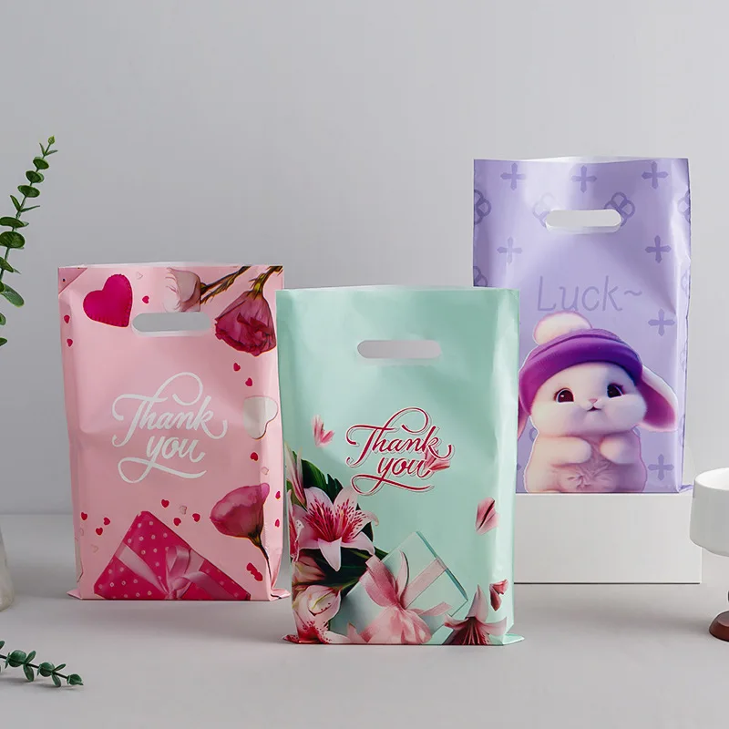 50pcs/lot Cute Children's Birthday Bags Plastic Candy Bag Holiday Gifts Packaging Bags With Handle
50pcs/lot Cute Children's Birthday Bags Plastic Candy Bag Holiday Gifts Packaging Bags With Handle