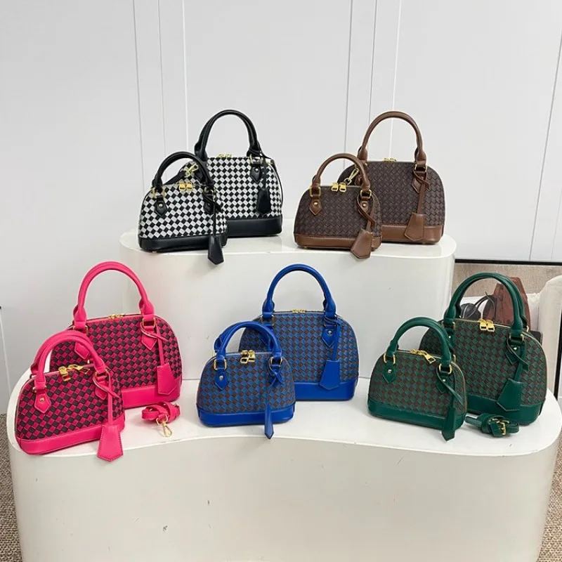 Unique Glamorous Tote Bag Ladies Office Commuting Work Meeting Exquisite Fashionable Timeless Elegant Portable
Unique Glamorous Tote Bag Ladies Office Commuting Work Meeting Exquisite Fashionable Timeless Elegant Portable